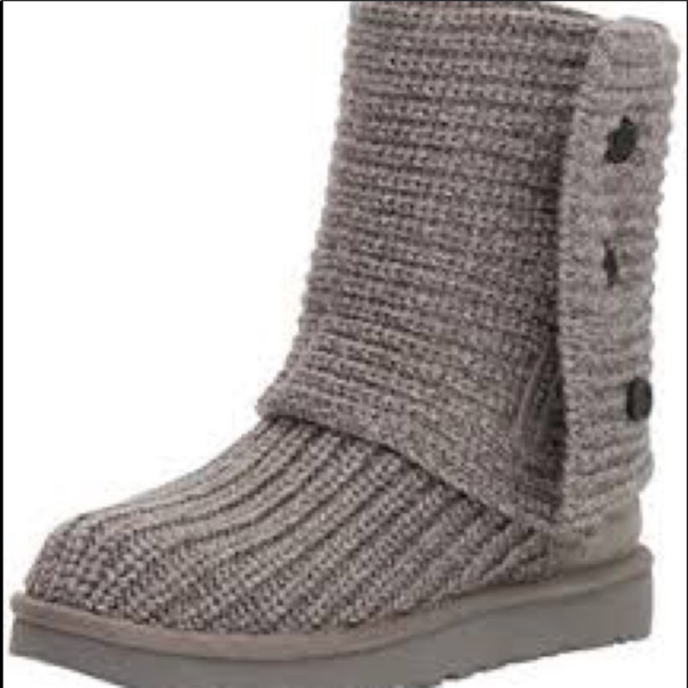 UGG Cardy Excellent Condition RUNS BIG best 9.5/10